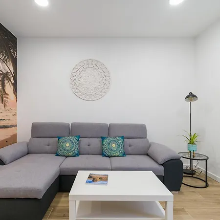 Urban Surf By Canariasgetaway Holiday home *