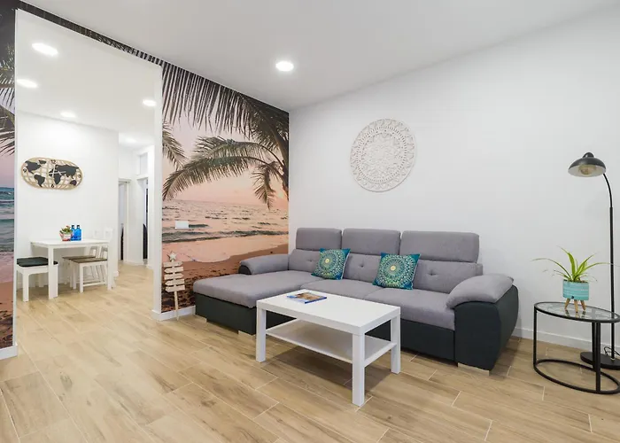 Urban Surf By Canariasgetaway * لاس بالماس دي غران كاناريا